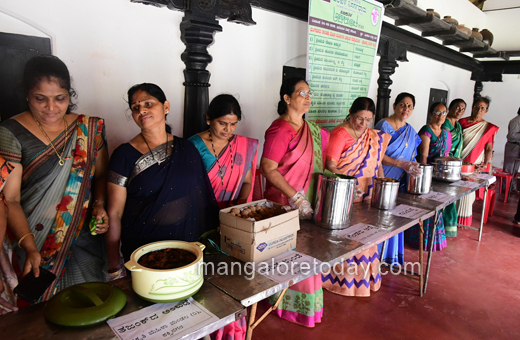 Pilikula Aati Koota